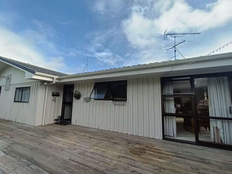 21A Jelas Road Red Beach_10