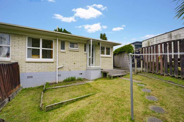 1/38 Bentley Avenue Glenfield_24