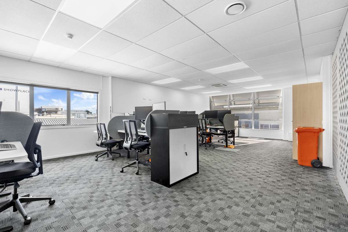 62 Devon Street West_3