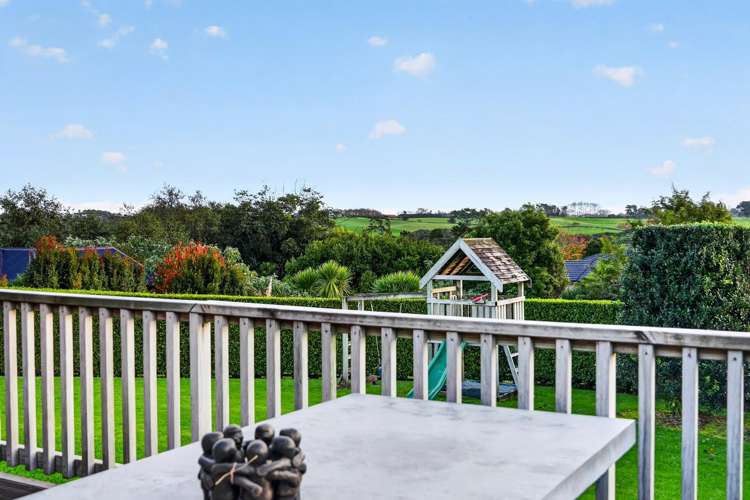 136 Mcrobbie Road Kingseat_46