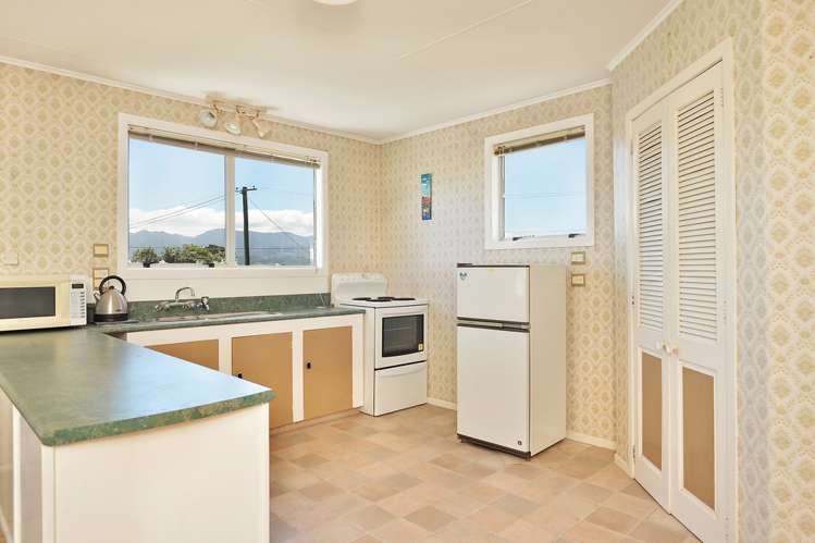 38 Lake Ferry Road Lake Ferry_3