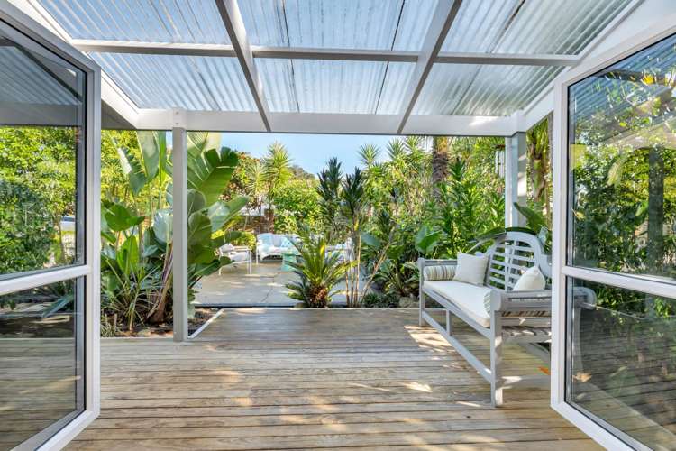 21 Bell Road Beachlands_9