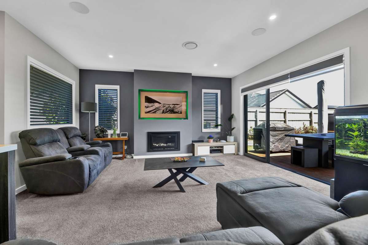 17 Honeyfield Drive_2