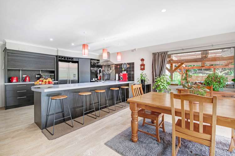 42 Urumaraki Avenue Helensville_11