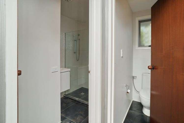 2/275 Hendersons Road Hoon Hay_13