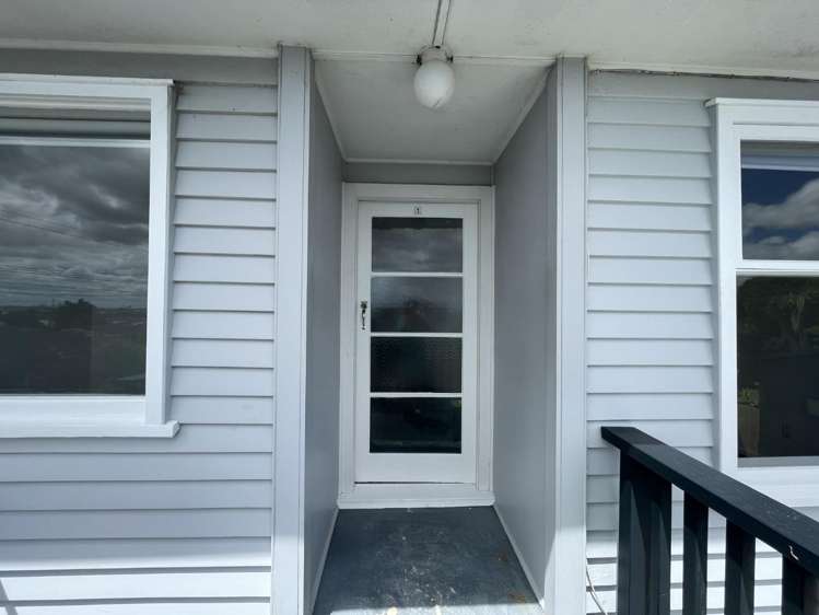 1/98 Tirimoana Road 1802_17