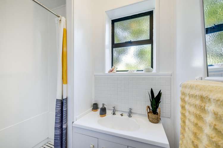 55 Gillies Crescent Waimarama_14