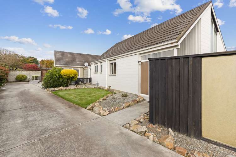 42a Delaware Crescent Russley_15