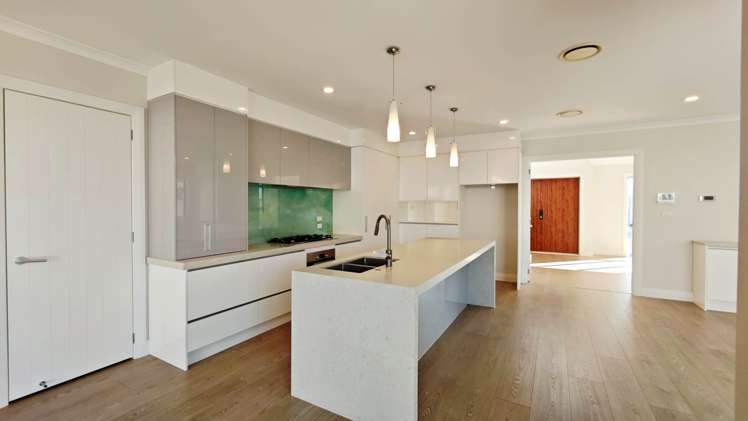 17D Masons Road Oteha_6