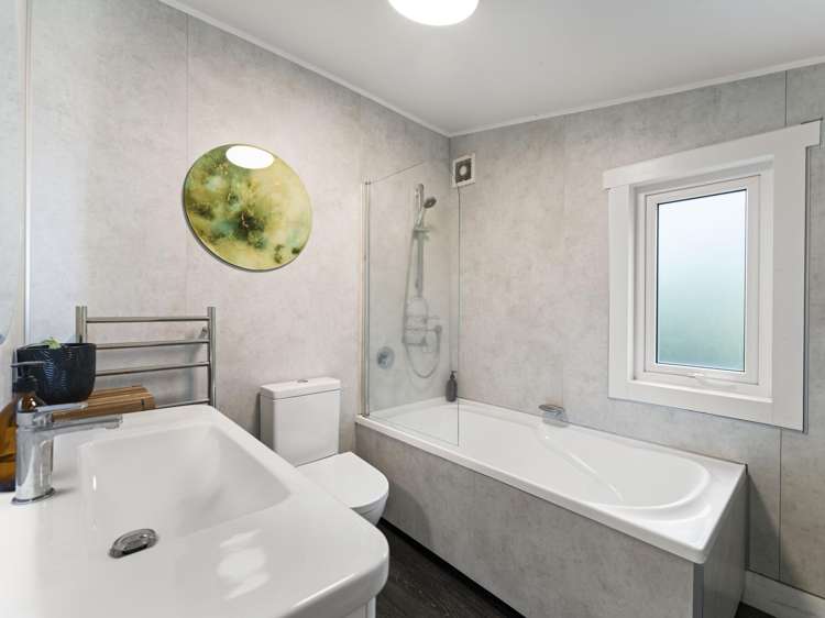 3 Huia Road Titirangi_9