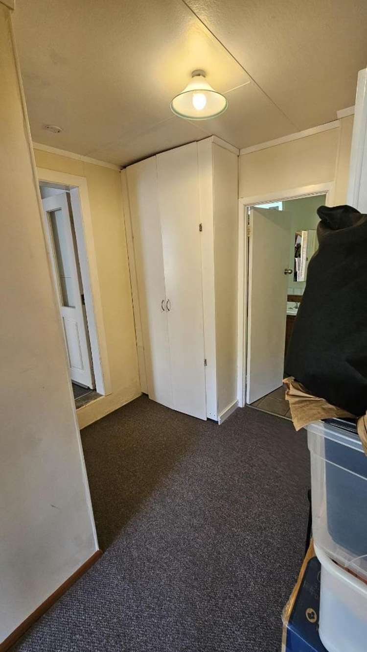 2 Battiscombe Terrace Waitara_12