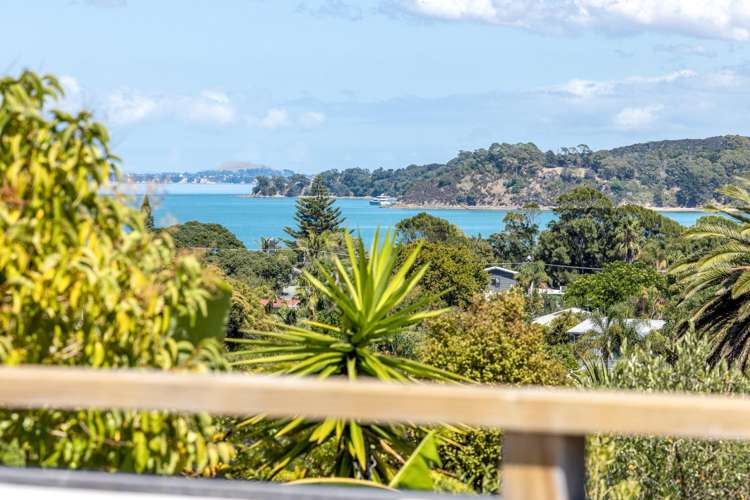 55 Hamilton Road Surfdale_12