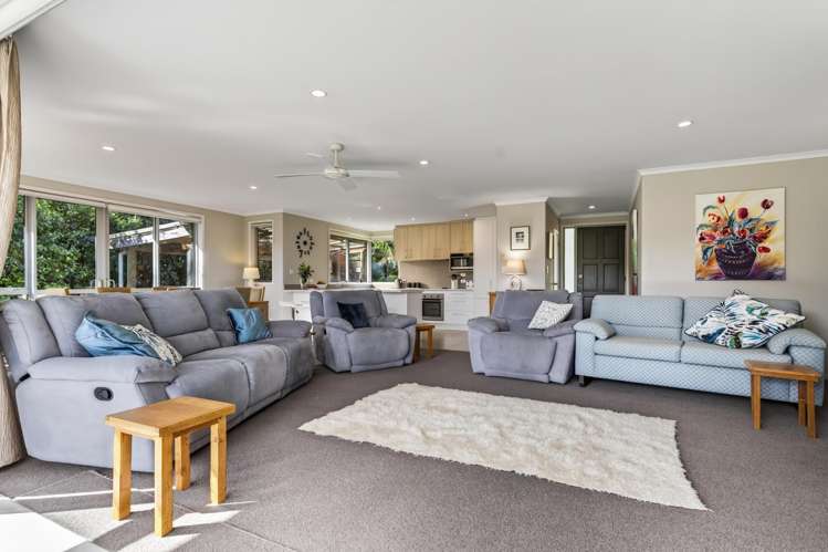 11 Sunrise Lane Mangawhai Heads_13