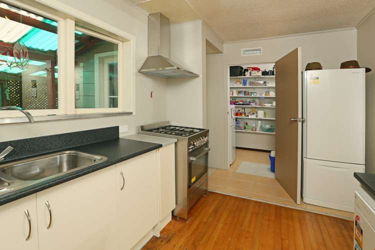 76 Nikau Street New Lynn_5