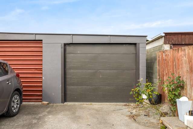 2/374b Pages Road Aranui_1