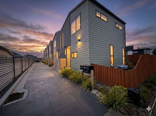 Serious Sale, Immediate Possession Available