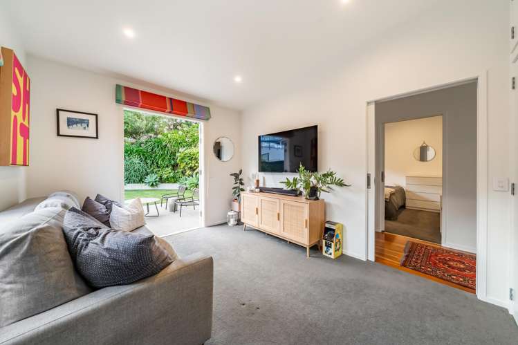 42 Lohia Street Khandallah_13