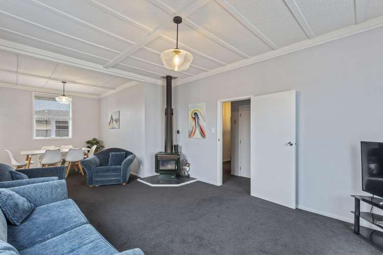 27 Tukapa Street Westown_10