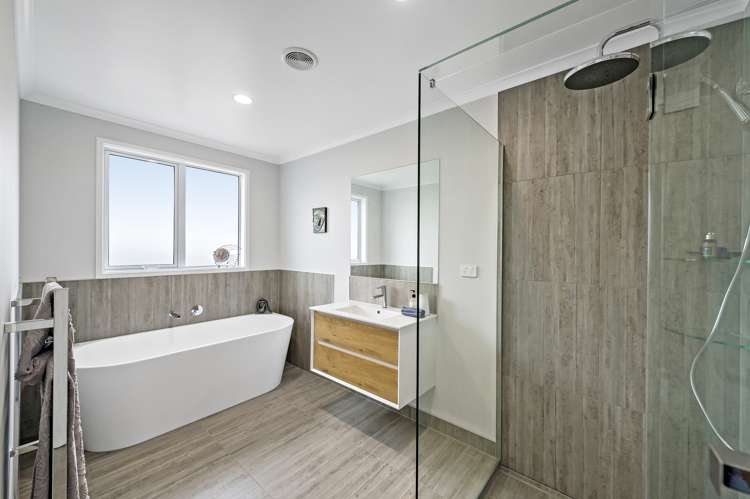 28 Whitehorn Drive Lincoln_16