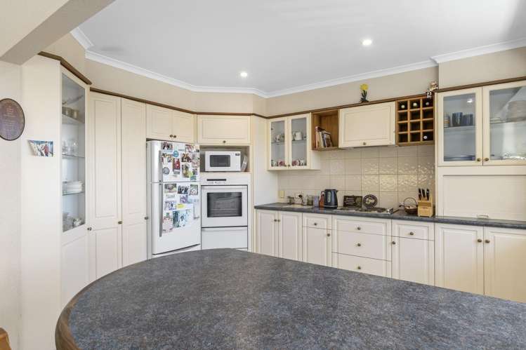 15 Maungawhare Place Otumoetai_6