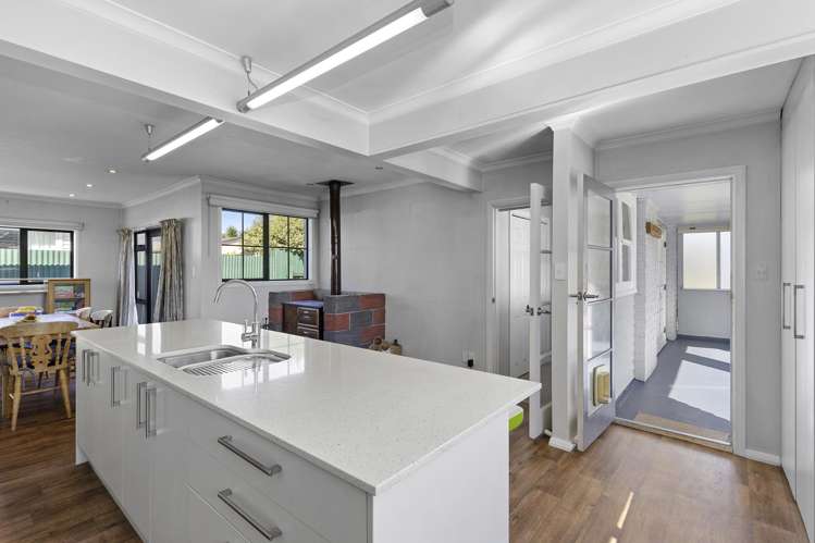 83 Thackeray Street Trentham_5