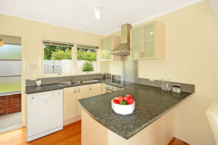 4/53 Merani Street Belmont_7