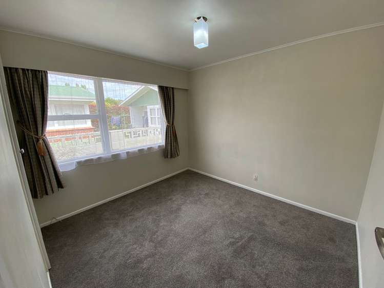 8 Carlson Crescent Silverdale_20