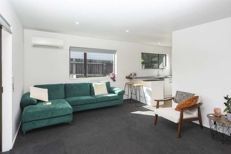 2/68 Ottawa Road Wainoni_7