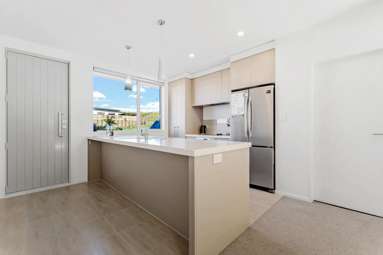 71 Bankside Road_3
