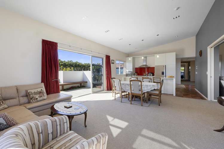 4 Saint Andrews Parkway Waiwhakaiho_3