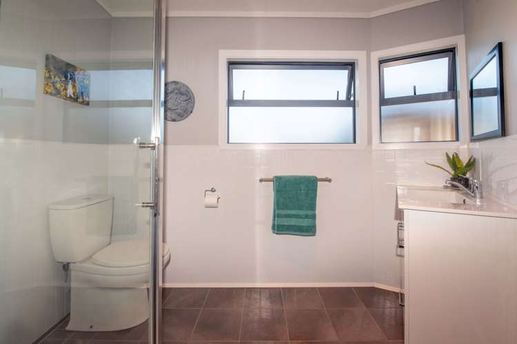 24 Kiwi Street Springfield_16