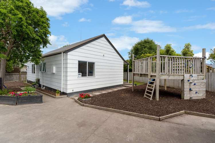 19 Peppertree Glade Kelvin Grove_14