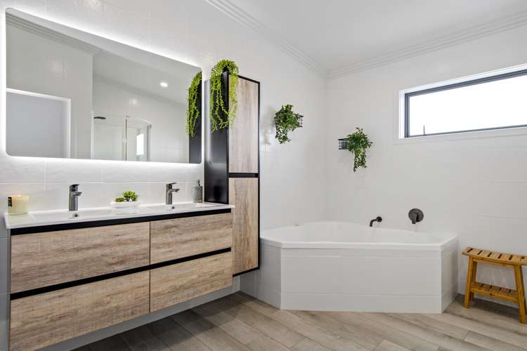 1011 Papamoa Beach Road Papamoa_26