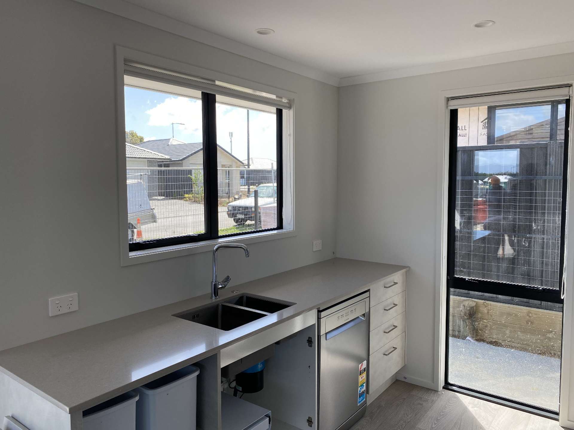 21a Pioneer Crescent 1119_0