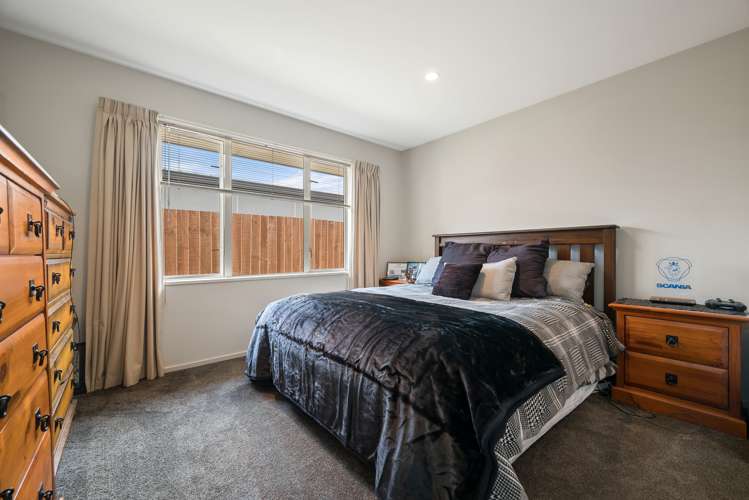 592 Madras Street Saint Albans_9