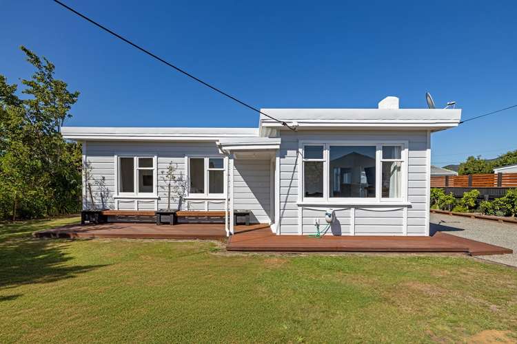 66 Revans Street Featherston_1