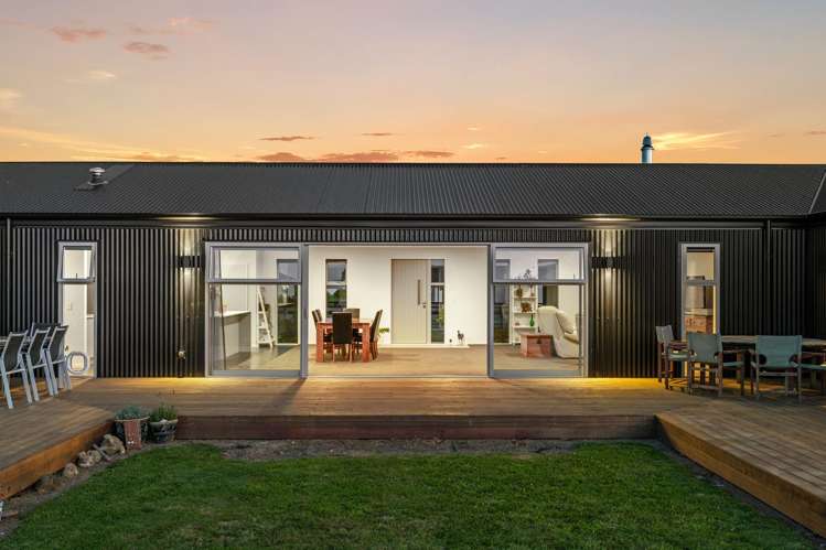 76 Summers Road Darfield_28