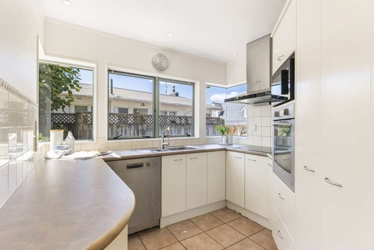 2/67 Andrew Road Howick_9