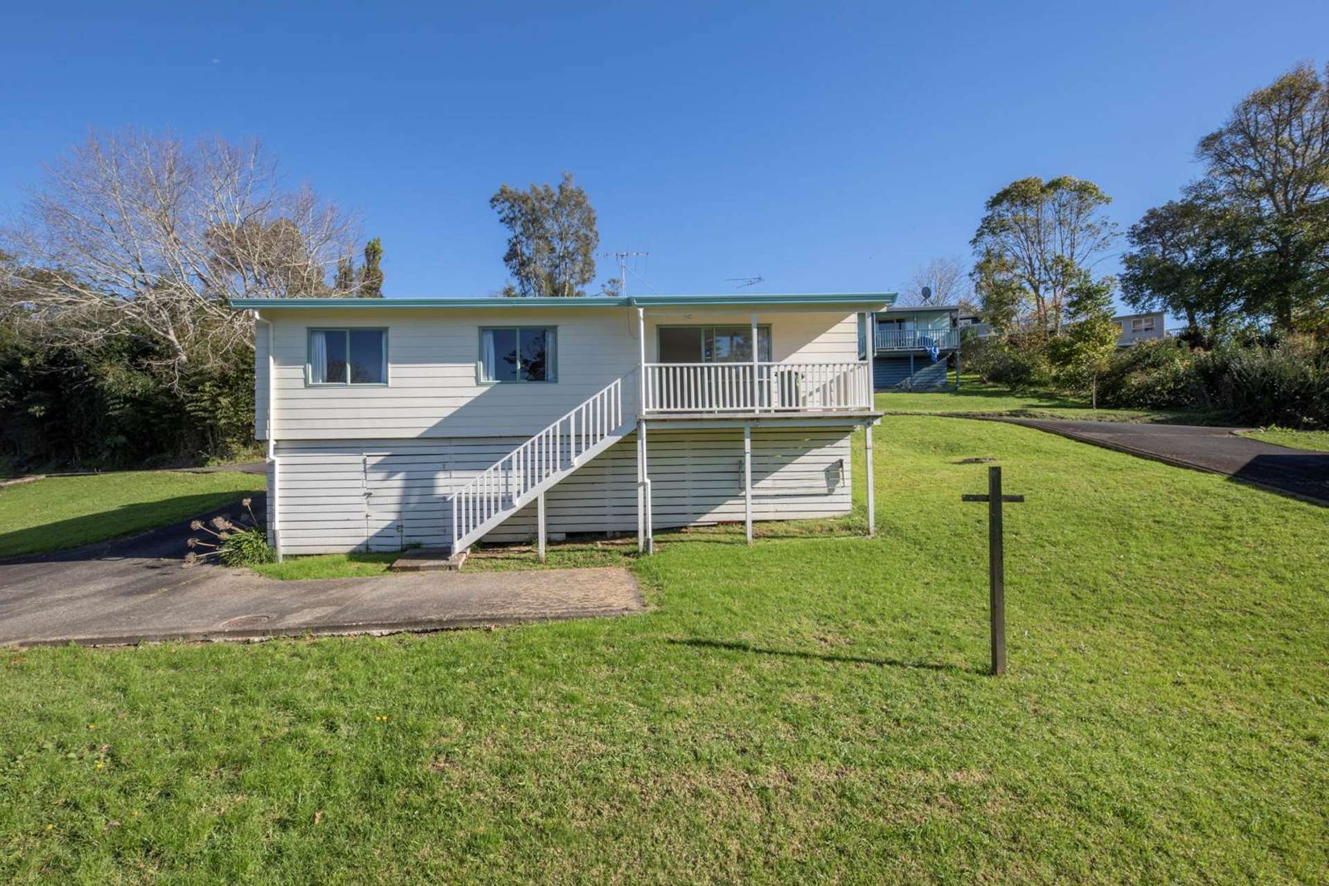 85b Fairclough Road Beach Haven_0