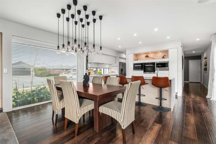 43 Eastfield Drive Lincoln_11