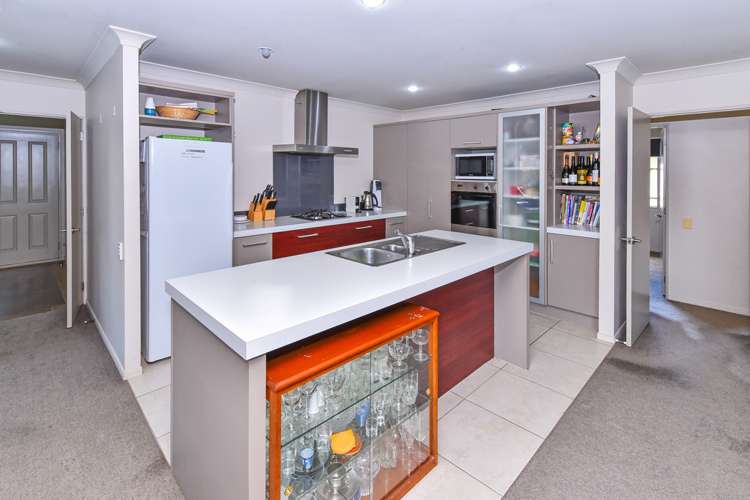 20 Aberdeen Crescent Wattle Downs_2