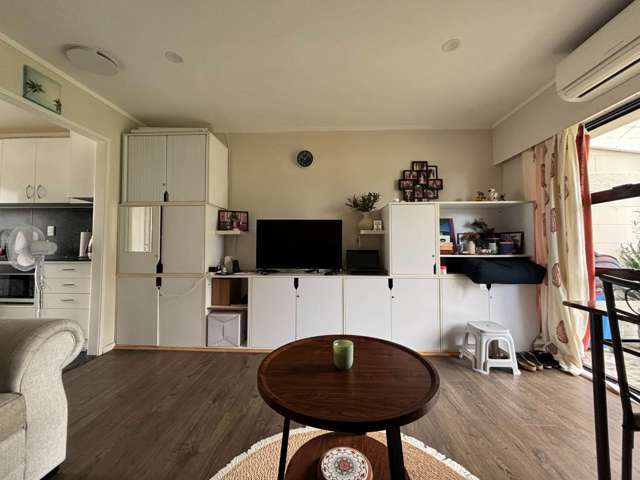 12/31 Blease Street New Lynn_1