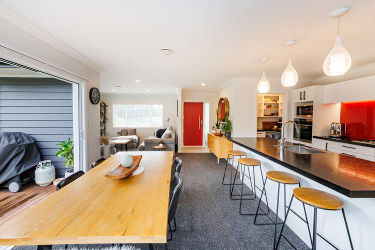 41 Coutts Way Fitzherbert_17