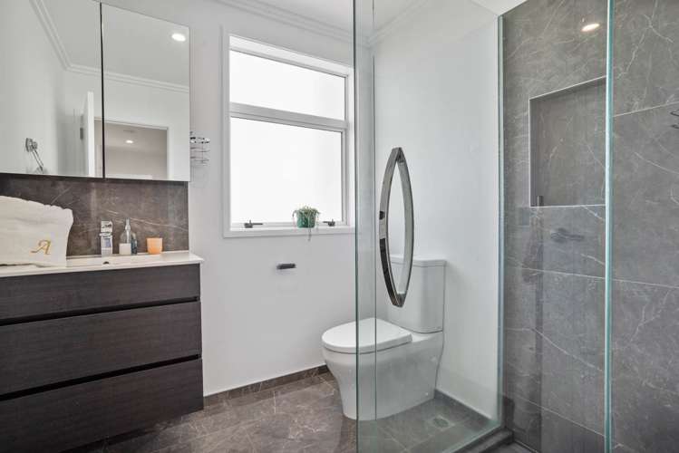 27 Marine Parade Hobsonville_13
