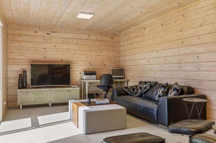 2 Paulines Way Wharewaka_32