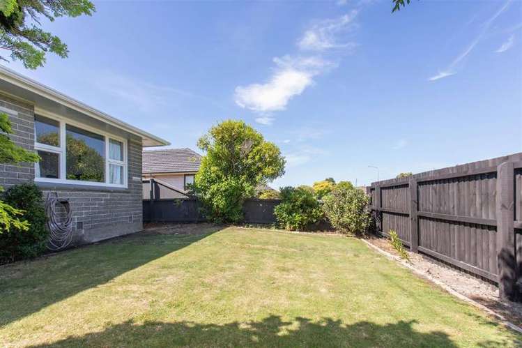 21 Oriana Crescent Hornby_14