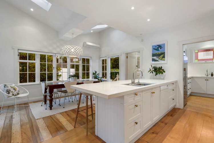 22 Marine Parade Herne Bay_8