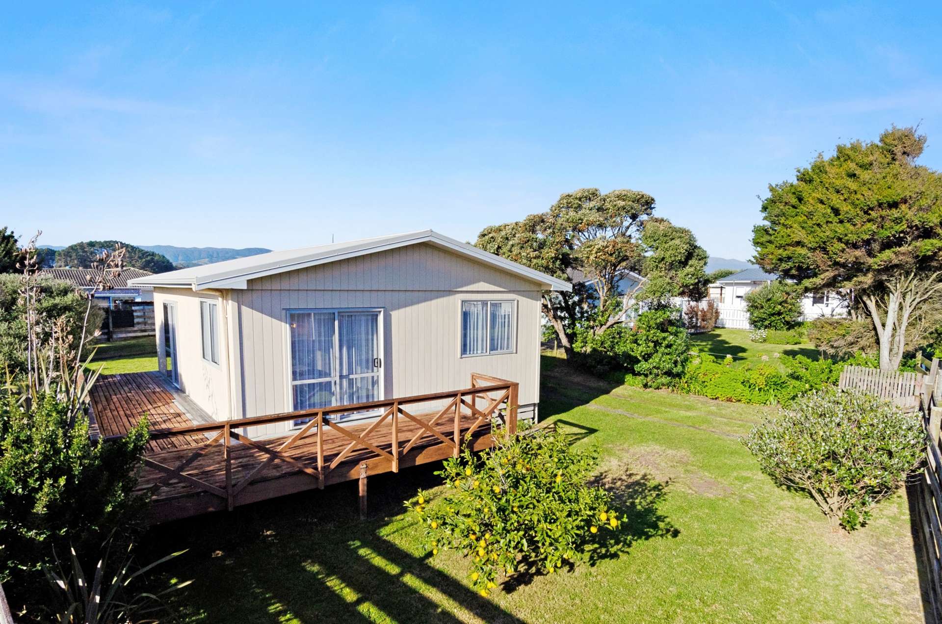 48 Norfolk Crescent Otaki Beach_0