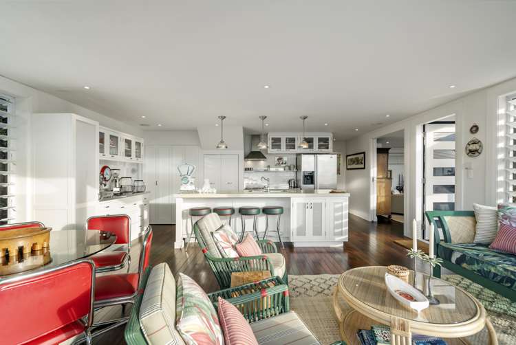 13 Le Roy Road Onetangi_11