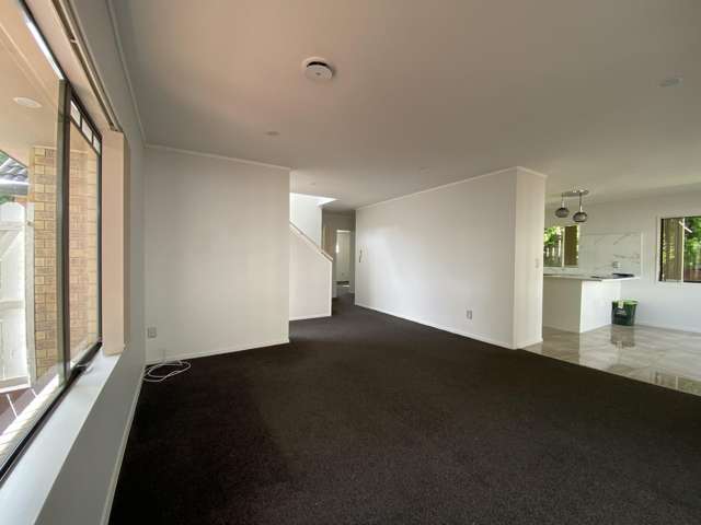 208 Botany Road Botany Downs_2
